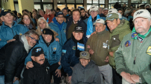Río Negro homenajeó a los veteranos de Malvinas en una emotiva vigilia en Bariloche
