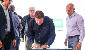 Weretilneck adjudicó la obra de gas de 6 millones para la Universidad Nacional de Río Negro