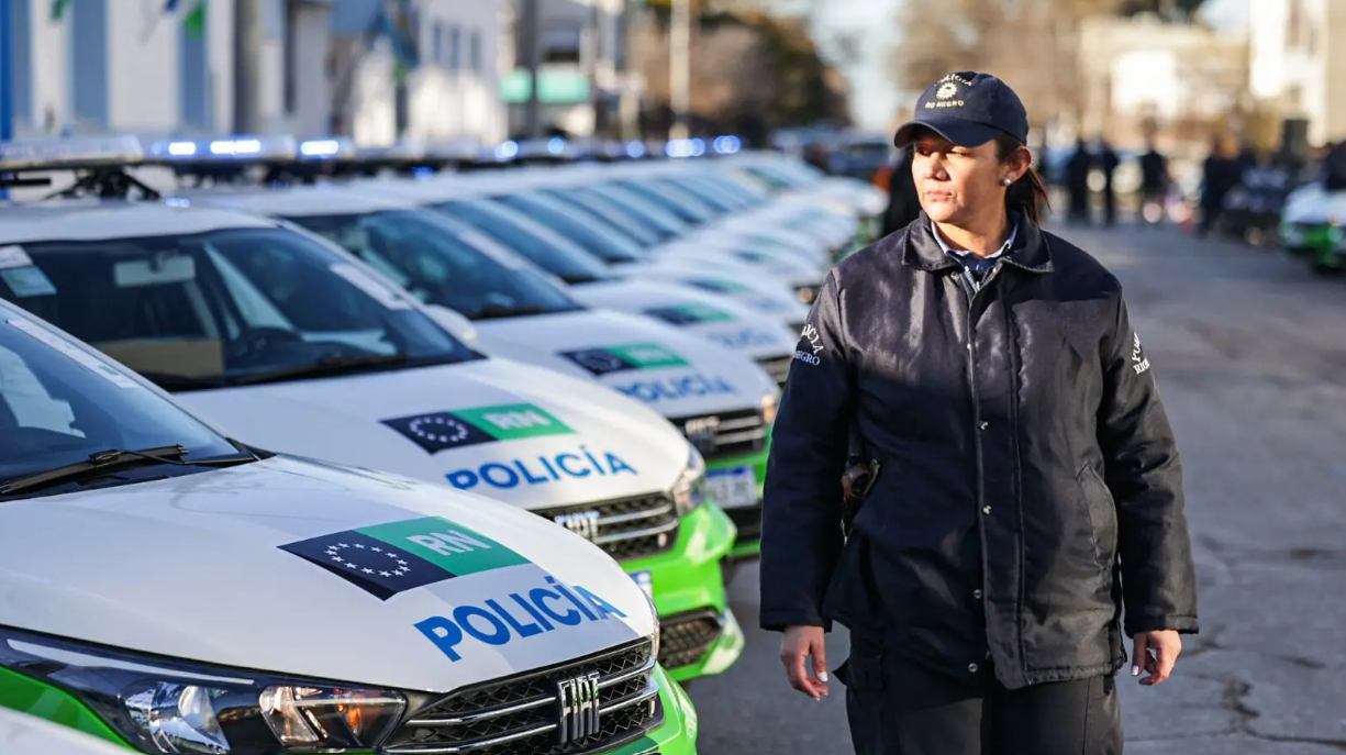 Más móviles y equipamiento: refuerzan la capacidad operativa de la Policía de Río Negro Más móviles y equipamiento: refuerzan la capacidad operativa de la Policía de Río Negro