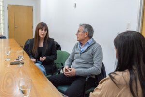 Neuquén avanza en la modernización de sus escuelas con seguridad y energías renovables