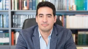 Expectativa en Casa Rosada: Adrián Ravier brindará su primera conferencia de prensa