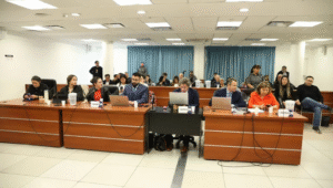 Figueroa exoneró a otros cuatro agentes condenados por la estafa con planes sociales