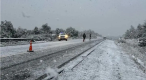 Alerta roja en la cordillera neuquina: suspenden las clases y refuerzan las medidas preventivas 