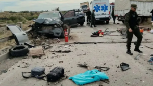 Dos vecinos de Villa La Angostura murieron en un choque múltiple sobre la Ruta 35, en Córdoba