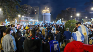 Neuquén explotó de alegría: miles de personas celebraron el pase de Argentina a la final del Mundial 