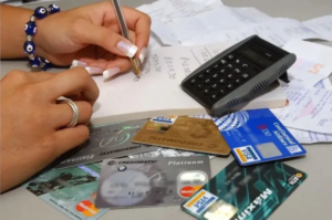 Crece la morosidad en Argentina: uno de cada tres deudores ya tiene problemas para pagar