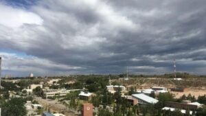 Domingo mayormente nublado en Neuquén: así estará el clima durante toda la jornada