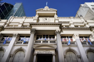 El Banco Central compró USD 345 millones y ya supera los USD 13.000 millones acumulados en 2026