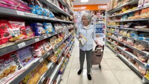 Desaceleración de precios: la inflación de junio se ubicó en el 1,9% y la variación interanual llegó al 33,5%
