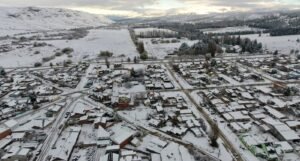 Chubut: nevadas obligan a suspender las clases este lunes en Esquel y la Comarca Andina