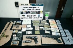 Golpe al narcomenudeo en Neuquén: desbarataron dos “kioscos” de droga en el barrio Villa María