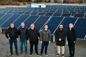 Chubut inauguró su primer parque solar cooperativo y abastecerá con energía limpia a 230 hogares