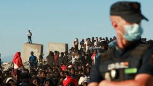 Alerta en Ceuta: España y Marruecos refuerzan la frontera ante un posible ingreso masivo de migrantes 