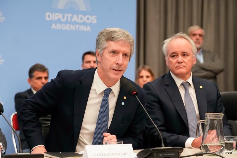 Cautela en el BCRA: el presidente del organismo descartó un “boom” de créditos en dólares para empresas