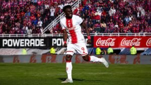 San Lorenzo perdió 2-0 con Huracán y el clásico terminó en escándalo por el festejo de Caicedo