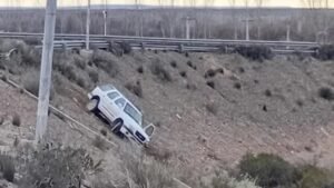 Misterio resuelto: qué pasó con la camioneta que desbarrancó entre la Autovía Norte y la Ruta 22