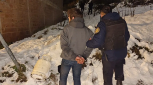 Robó una garrafa de una vivienda en Bariloche, pero lo detuvieron a los pocos minutos