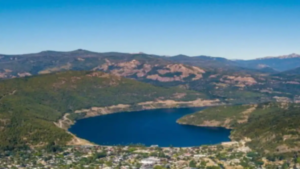 Figueroa presentó un proyecto para proteger las tierras fiscales y priorizar el arraigo en Neuquén