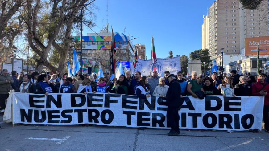 Masivas movilizaciones en Río Negro durante el debate de la Ley de Inviolabilidad