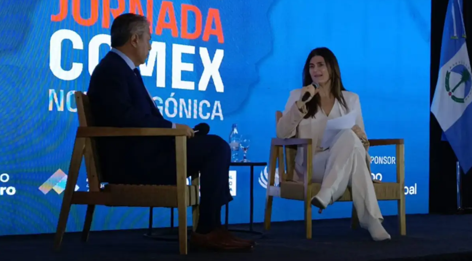 Vaca Muerta, GNL y pymes: los ejes de Figueroa para potenciar las exportaciones