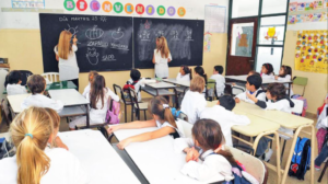 Neuquén lidera el ranking nacional de salarios docentes, según un informe oficial