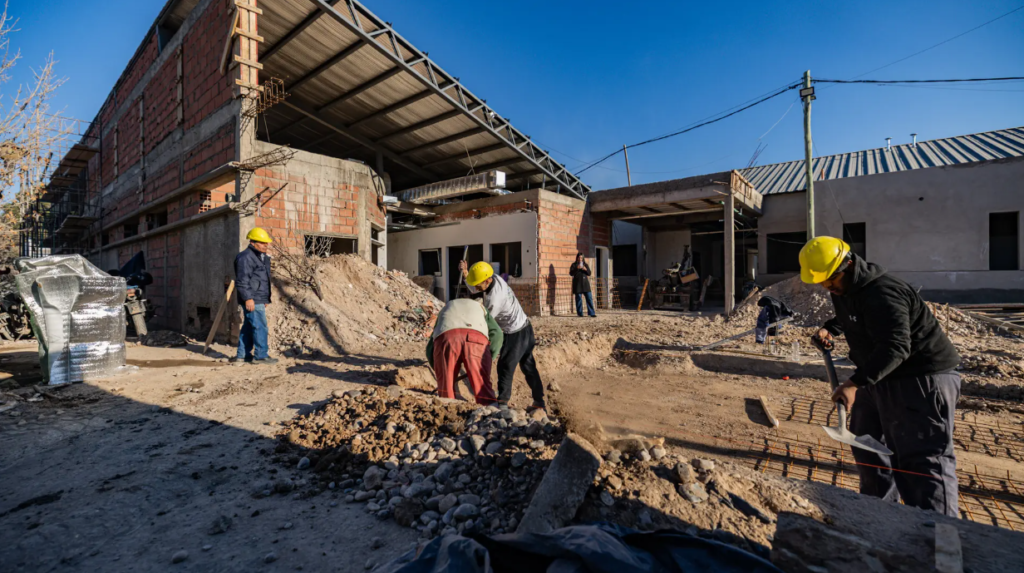 El Hospital de Cinco Saltos alcanza el 93% de avance y prevén inaugurarlo en octubre
