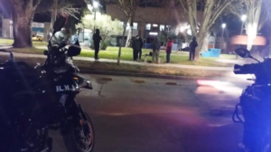 Operativo policial en el Canalito de Roca: controlaron 47 vehículos y motos