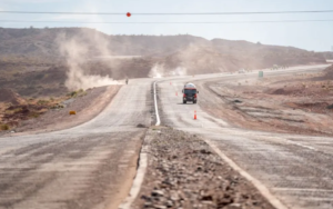 Neuquén prepara un acuerdo con petroleras para construir 1.000 kilómetros de rutas antes de fin de año