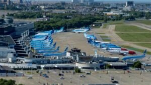 Reapertura en el transporte aéreo: Aeroparque volvió a operar tras 55 horas de cierre