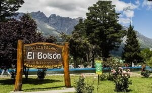Investigan un incendio fatal en Mallín Ahogado: murió un hombre de 28 años