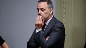 Causa por enriquecimiento ilícito: Manuel Adorni pedirá una prórroga para responder las dudas de la Justicia