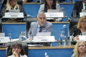 López descartó habilitar los bloques de Cambia Río Negro y La Libertad Avanza