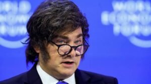 Milei volvió a caer en el ranking de presidentes de América Latina: quedó 15º sobre 18 mandatarios