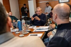 La Legislatura rionegrina definió el temario de la sesión con planta permanente y tasas para comisiones