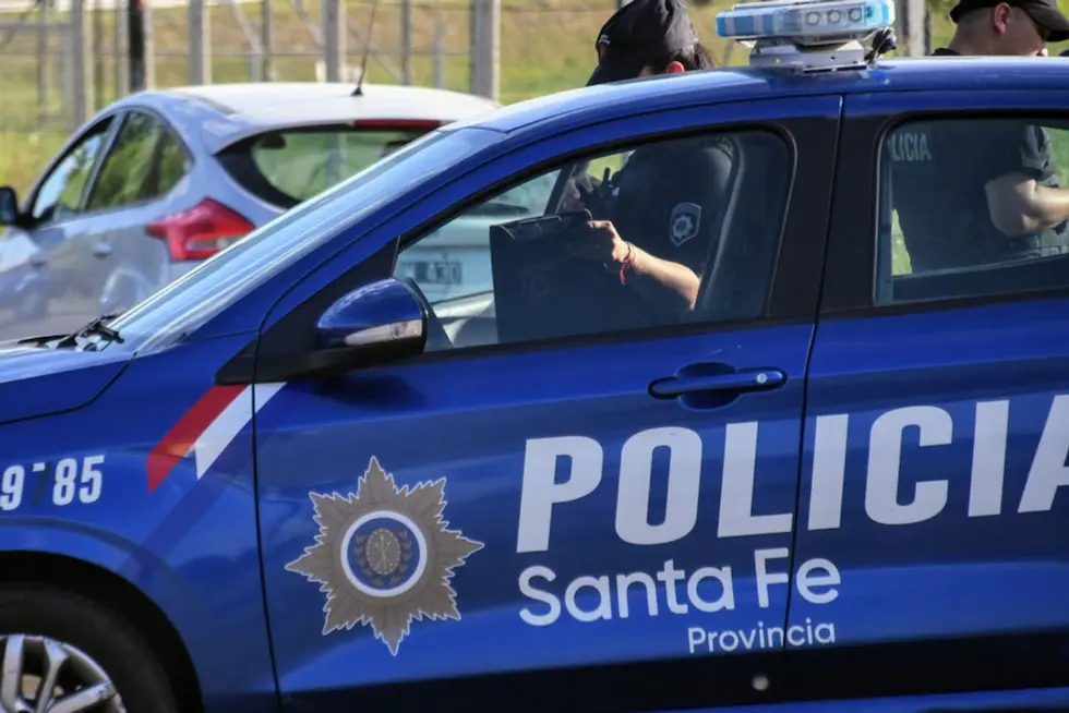 Femicidio en Santa Fe: fue a la farmacia donde trabajaba su exesposa y la asesinó de siete puñaladas