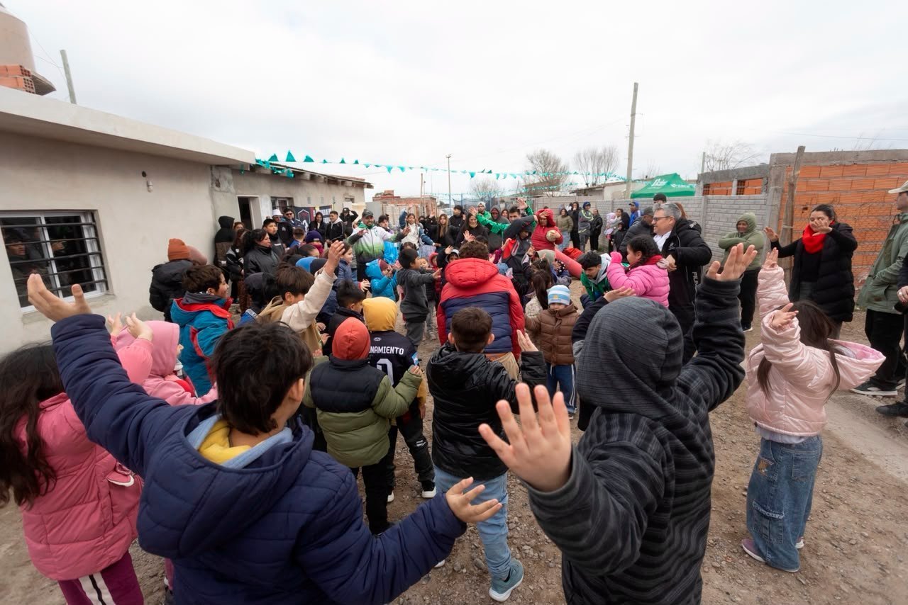 Viedma lleva el Día de las Infancias a los barrios y apuesta a fortalecer la vida comunitaria Viedma lleva el Día de las Infancias a los barrios y apuesta a fortalecer la vida comunitaria