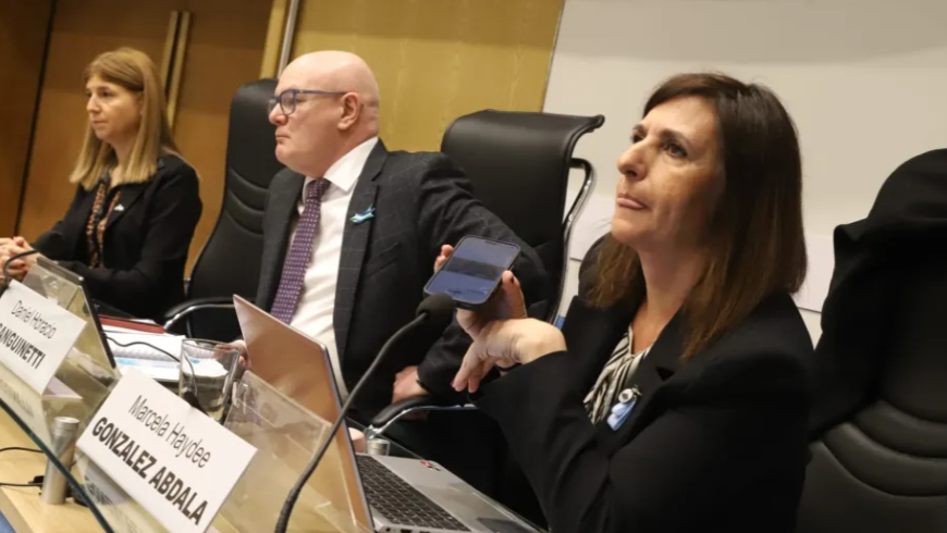 La discusión por las rutas 22 y 151 quedó atravesada por una fuerte interna en la Legislatura de Río Negro La discusión por las rutas 22 y 151 quedó atravesada por una fuerte interna en la Legislatura de Río Negro