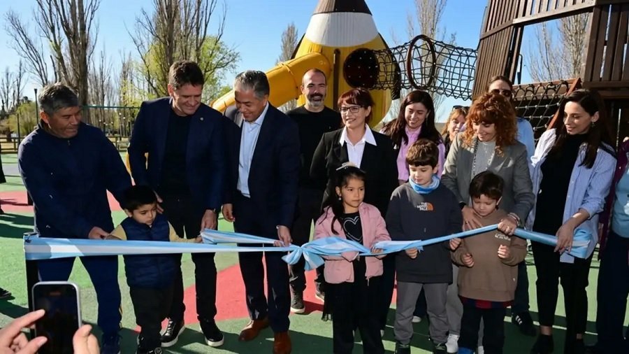 Espacios verdes para la ciudad: Neuquén inauguró el Parque Benteveo y anunció 34 nuevos paseos recreativos