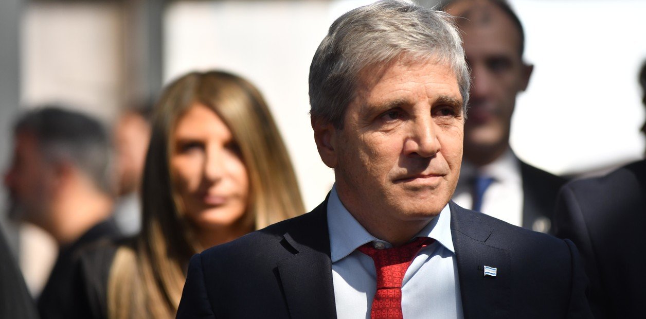 El Gobierno mantuvo el superávit fiscal en agosto: alcanzó los 5.529 millones El Gobierno mantuvo el superávit fiscal en agosto: alcanzó los 5.529 millones