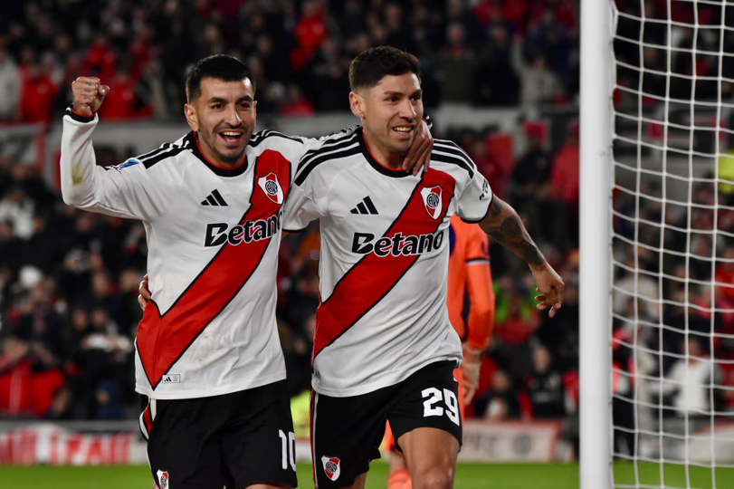 River volvió a ganar ante Independiente Rivadavia y se ilusiona con los playoffs