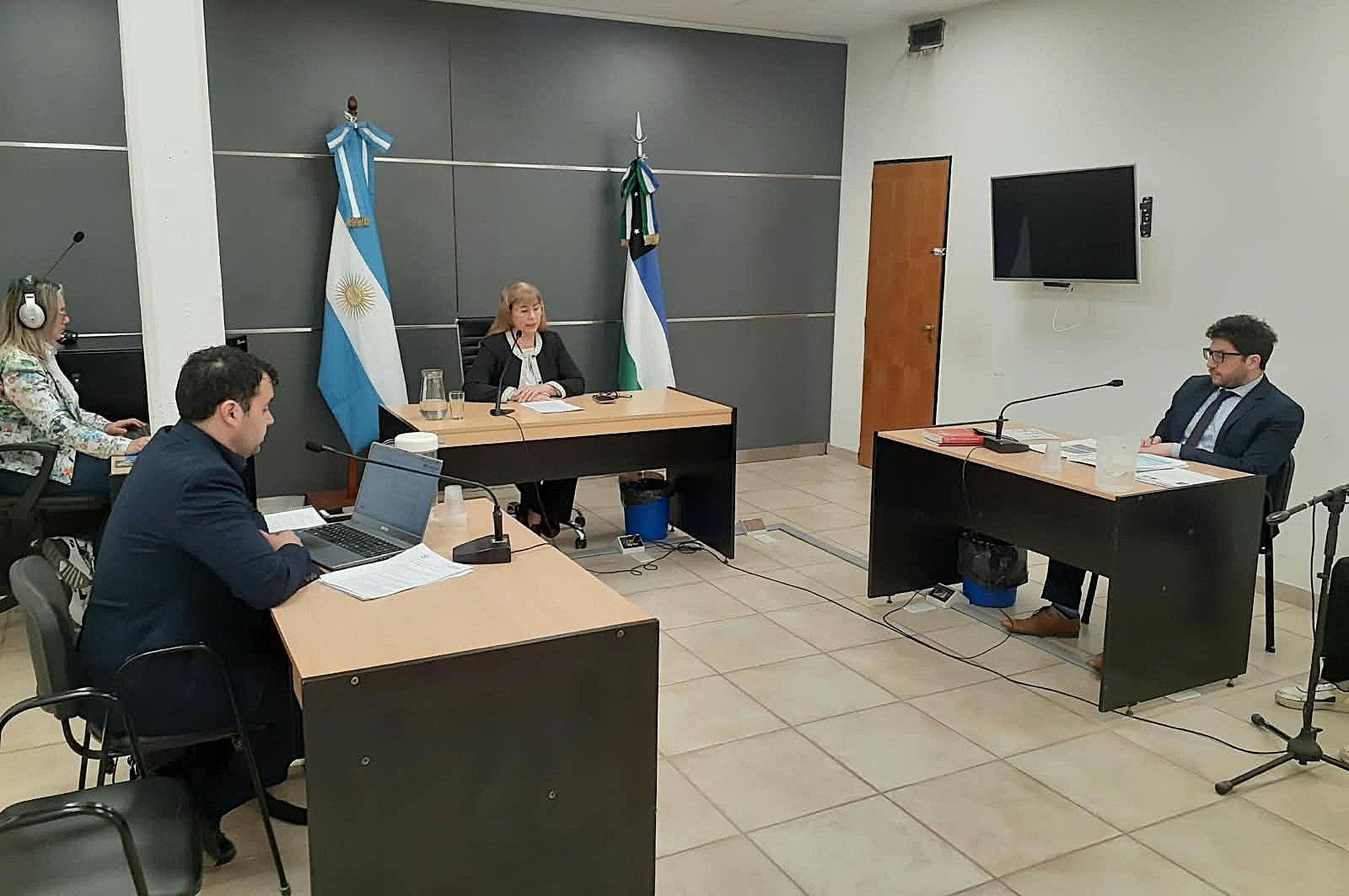 Cipolletti: imputaron a un hombre por la balacera contra el frente de una vivienda Cipolletti: imputaron a un hombre por la balacera contra el frente de una vivienda