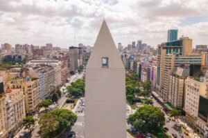 Cielo algo nublado y máxima de 19°C: así estará el clima este martes en Buenos Aires
