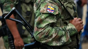 El Gobierno declaró como organizaciones terroristas a cinco grupos criminales y guerrilleros de México, Colombia y Ecuador
