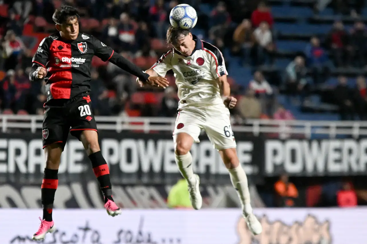 San Lorenzo empató 0-0 con Newell’s y dejó pasar una chance clave en el Torneo Clausura