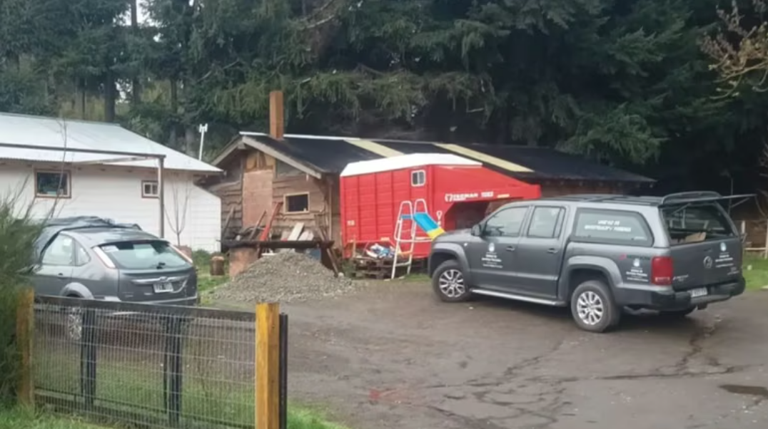 El último viaje de Bakari: la historia de una familia atravesada por el crimen en Villa La Angostura El último viaje de Bakari: la historia de una familia atravesada por el crimen en Villa La Angostura