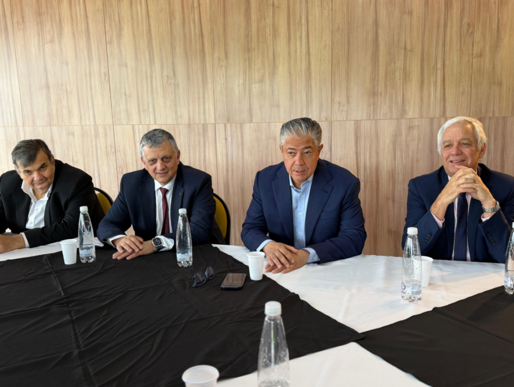Compre Neuquino: Figueroa y YPF buscan sumar más empresas locales a Vaca Muerta