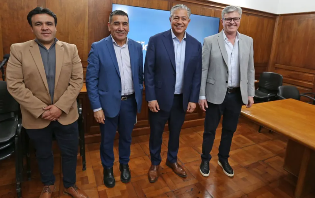 Figueroa presentó un plan de 33 obras para Cutral Co, Plaza Huincul y Sauzal Bonito