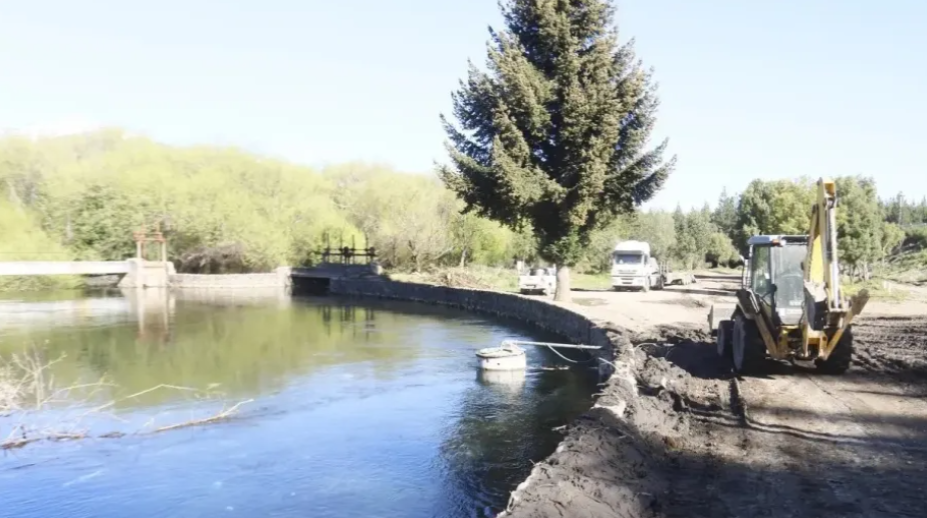 Crecida del arroyo Gutiérrez: 25 vecinos fueron afectados y continúan las tareas de prevención