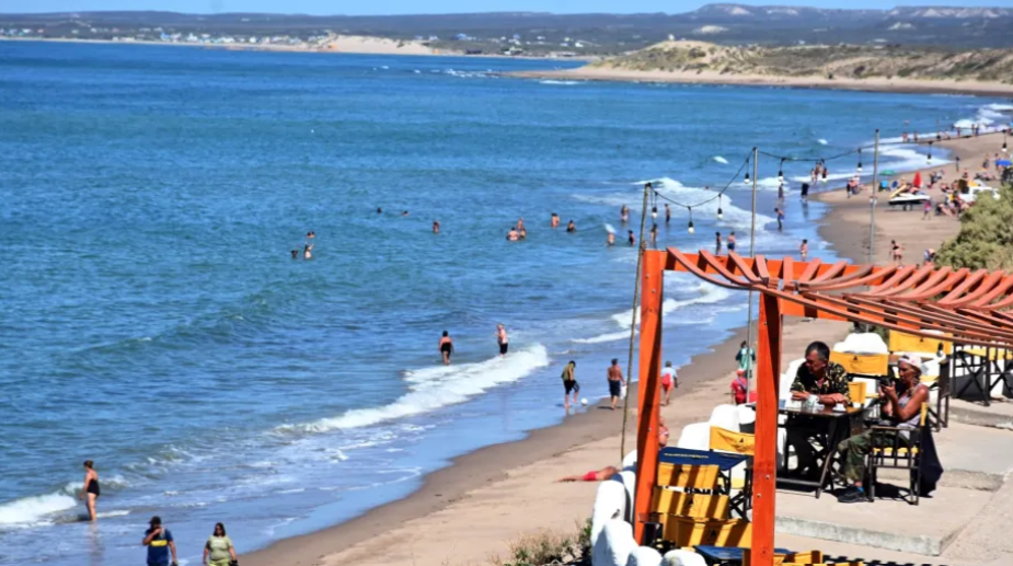 San Antonio y Las Grutas: qué trámites deben completar los comercios antes de la temporada de verano