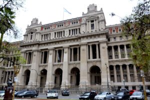 La Corte aclaró el alcance de su fallo sobre tierras y cuestionó los “discursos de odio”